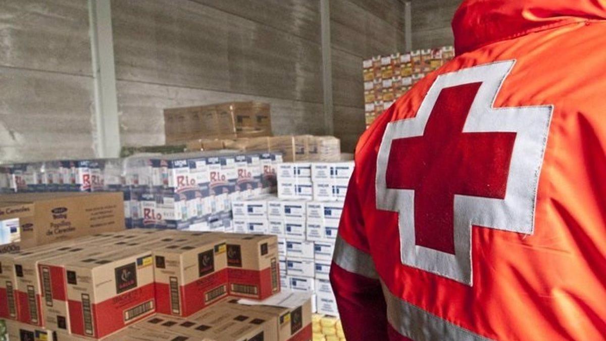 La Cruz Roja se encargará de repartir los alimentos entre las familias vulnerables.