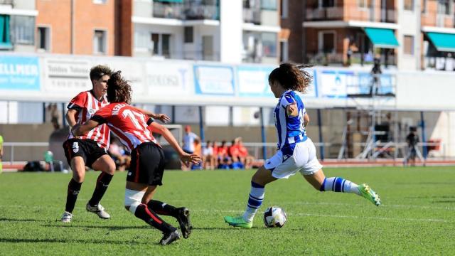 Nerea Eizagirre antes de batir a Qui&ntilde;ones, tras recortar a Nerea Nevado