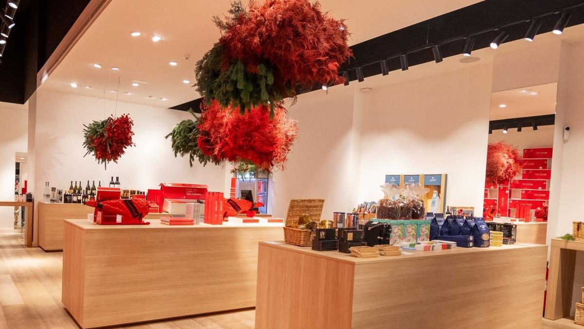 El interior de BomVivant, un sitio ideal para degustar 'delicatessen'.