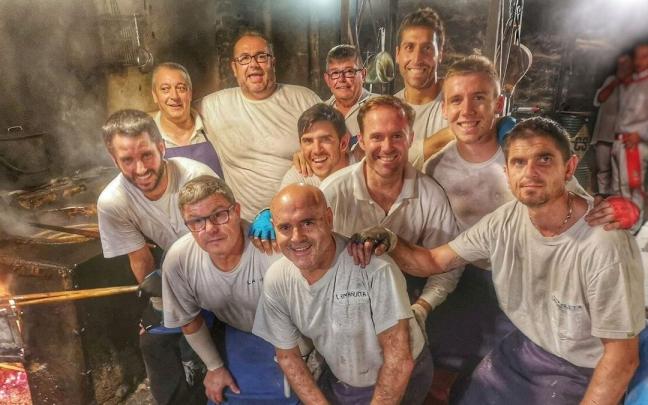 La familia Elizalde Fern&aacute;ndez se toma un respiro para esta fotograf&iacute;a durante las fiestas de 2019.