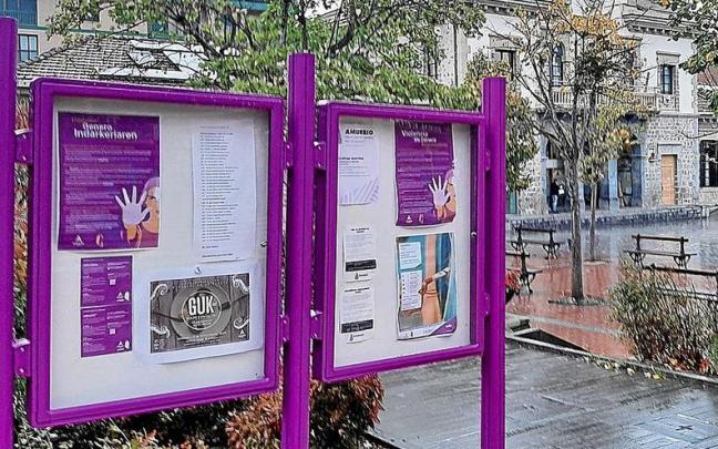 Paneles informativos en Amurrio.