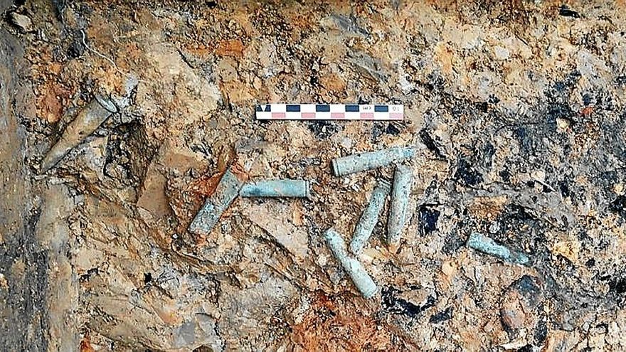 En la excavación se ha encontrado gran material de munición.