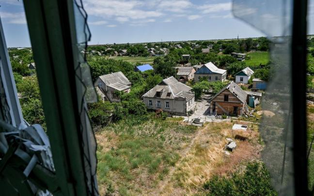 Cristales rotos en una vivienda de la regi&oacute;n de Zaporiyia.