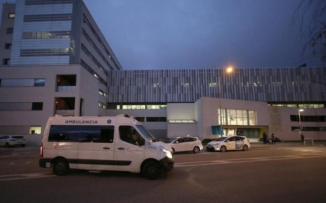 La fachada del antiguo Hospital Virgen del Camino (HUN-B).