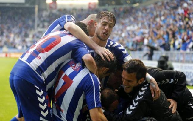 Último ascenso del Alavés a Primera División, en la temporada 2015-16.