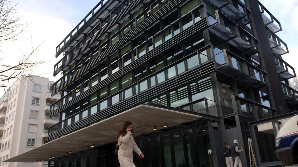 Exterior de la sede de la C&aacute;mara de Gipuzkoa en Donostia.