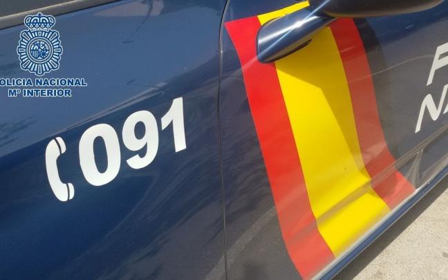 Vehículo de la Policía Nacional. Vehículo de la Policía Nacional.