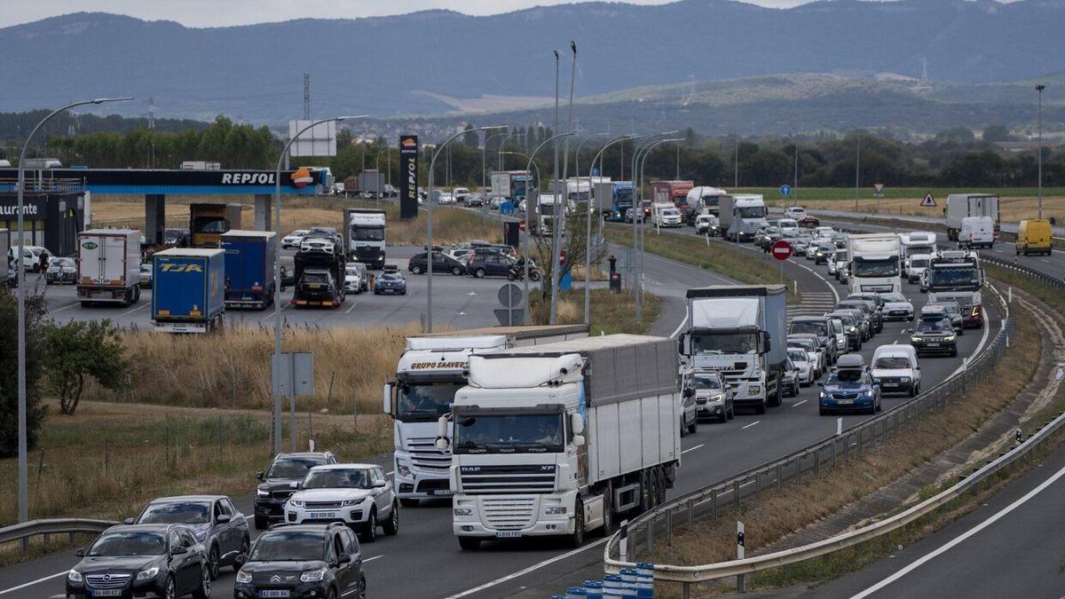 Atascos en a A-1, a la altura de Lopidana, el viernes