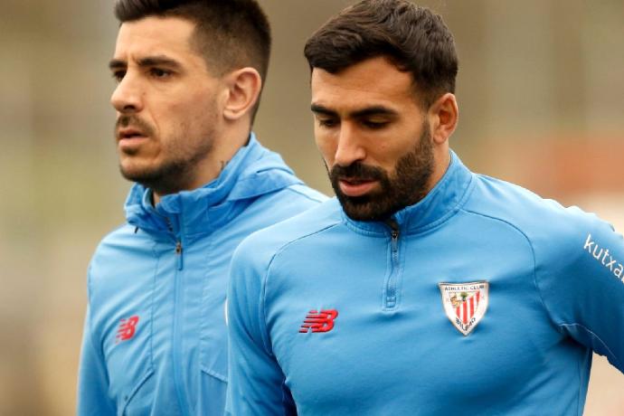 Mikel Balenziaga durante el entrenamiento del Athletic de este miércoles en Lezama