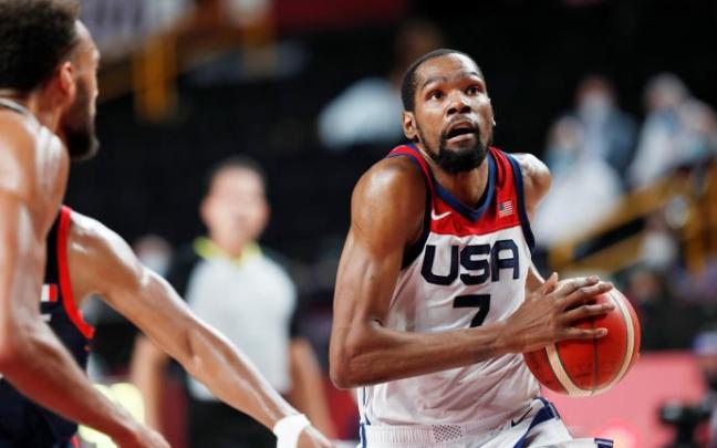 El jugador de Brooklyn Nets guió al equipo norteamericano a su cuarto título olímpico consecutivo. El jugador de Brooklyn Nets guió al equipo norteamericano a su cuarto título olímpico consecutivo.