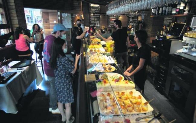 El bar Bahía de Pamplona vuelve a abrir sus puertas