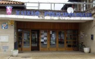Exterior del bar-restaurante del polideportivo Palatu
