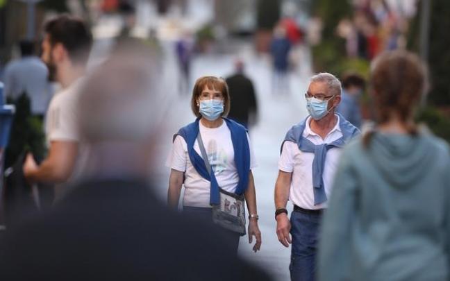 Este jueves se aprobará el uso obligatorio de la mascarilla en el Consejo de Ministros Este jueves se aprobará el uso obligatorio de la mascarilla en el Consejo de Ministros