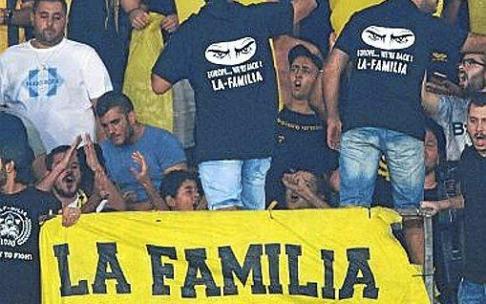 La hinchada del Beitar. Foto: N.G. La hinchada del Beitar. Foto: N.G.