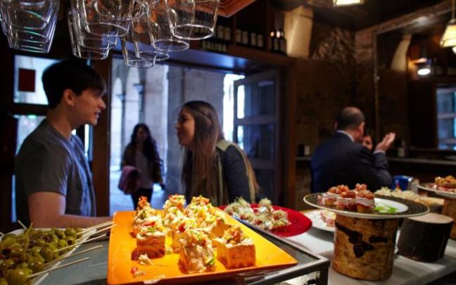 Los locales hosteleros de Bilbao podrán solicitar ayudas.