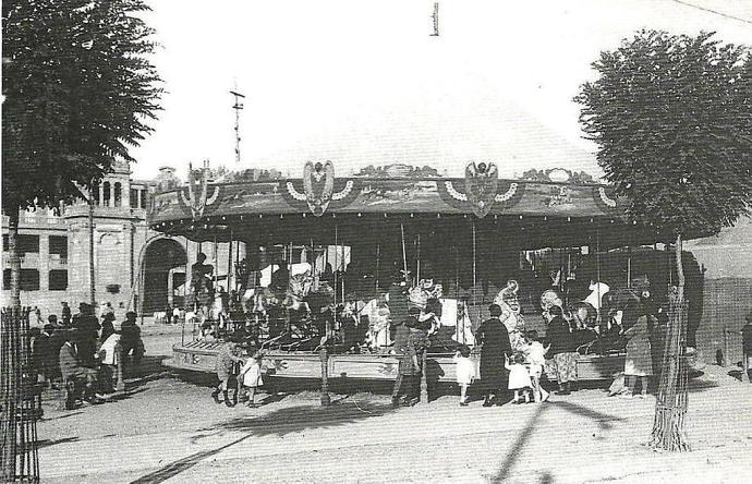 Foto: Vicente Istúriz. De Arazuri, J.J. "Historia de los Sanfermines".