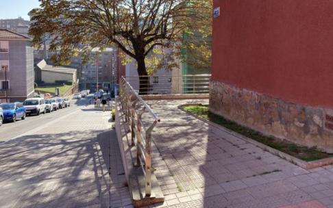 El Ayuntamiento ha invertido más de 1,8 millones de euros en el entorno de Federico Mayo.