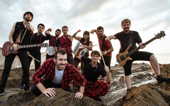 Música en directo. Imagen de la banda Bastardix.