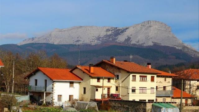 El Anboto, en la imagen visto desde Otxandio, ha sido el escenario del luctuoso suceso