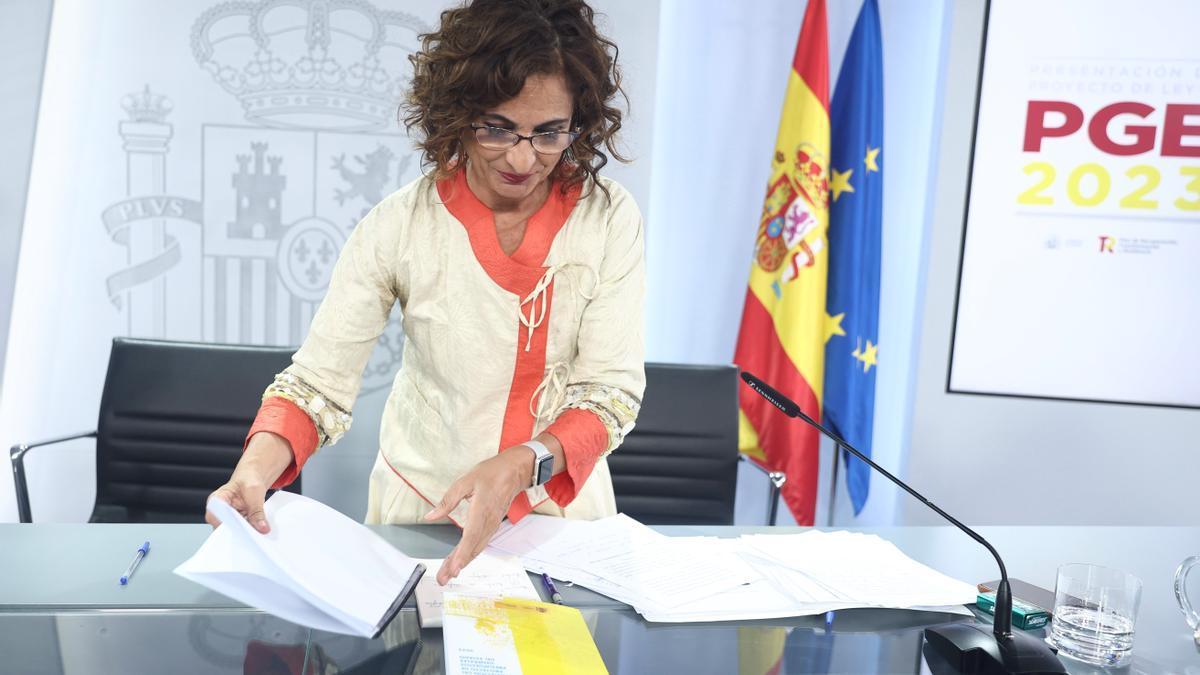 La ministra de Hacienda y Función Pública, María Jesús Montero, tras una rueda de prensa posterior al Consejo de Ministros.