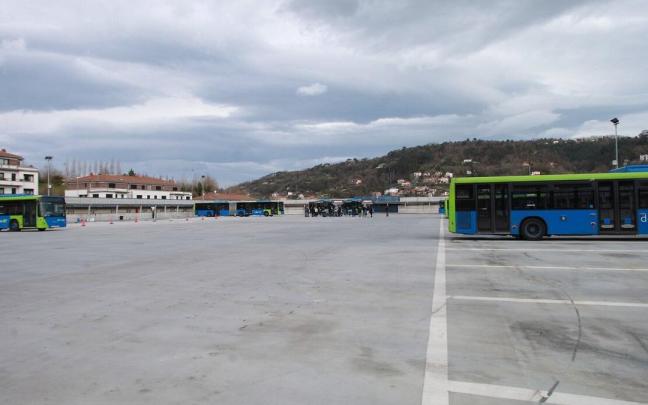 Autobuses en las cocheras de Dbus