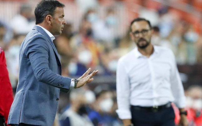Javi Calleja, en un partido al frente del Alavés.