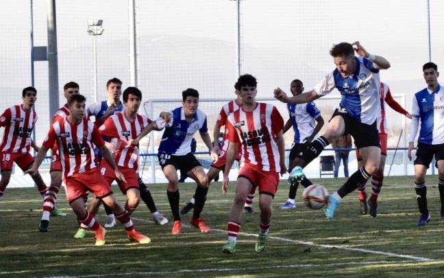 Partido entre el Alavés B y el Pasaia de la pasada temporada disputado en Ibaia