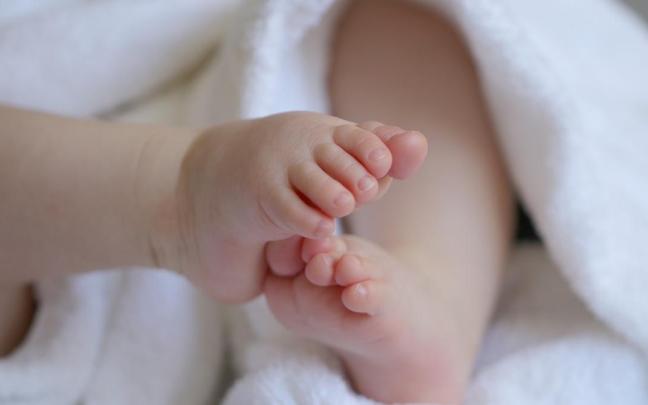 Un reci&eacute;n nacido