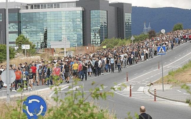 Manifestaci&oacute;n conjunta de todos los sindicatos de Mercedes el pasado d&iacute;a 22.