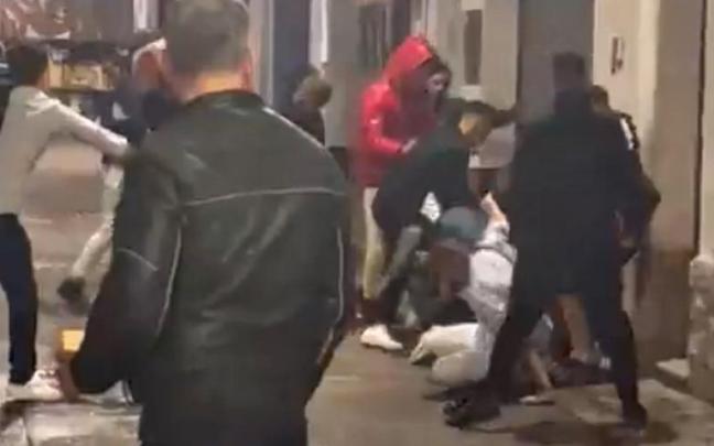 Un momento de la agresi&oacute;n.