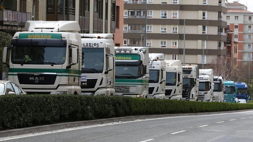 Protesta de transportistas en Pamplona.