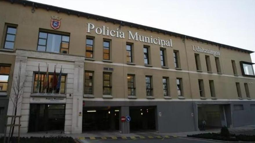 Exterior de las dependencias de la Policía Municipal de Pamplona.