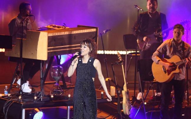 Un momento del concierto de Zaz, dentro de su gira Organique Tour Un momento del concierto de Zaz, dentro de su gira Organique Tour
