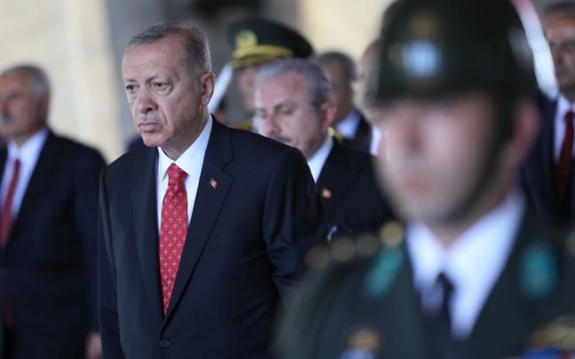Ha renunciado a su cargo un asesor del presidente de Turquía, Recep Tayyip Erdogan. Ha renunciado a su cargo un asesor del presidente de Turquía, Recep Tayyip Erdogan.