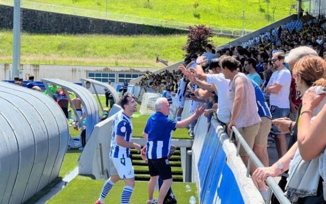 Partido del Beasain en Zubieta en la fase de ascenso a Segunda RFEF.