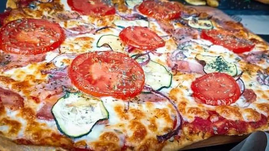 Las pizzas caseras de calidad que elaboran en el Ézaro de Salburua