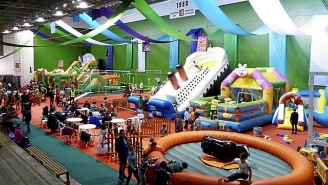 Los juegos del PIN en el front&oacute;n de Michelin.