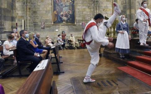 El alcalde de Bilbao, Juan Mari Aburto, asistirá a la misa de las 12.00 horas en Begoña este domingo El alcalde de Bilbao, Juan Mari Aburto, asistirá a la misa de las 12.00 horas en Begoña este domingo