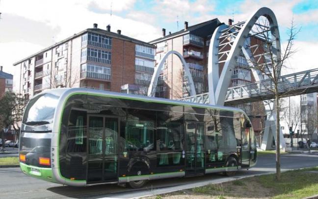 El Bus eléctrico inteligente (BEI), junto al Boulevard.