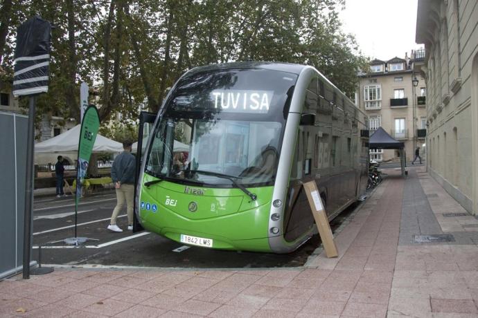 Bus Eléctrico Inteligente (BEI) expuesto con motivo de la Semana Europea de la Movilidad.