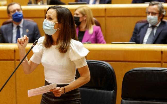 La ministra de Derechos Sociales y Agenda 2030, Ione Belarra, durante su intervención en el Senado La ministra de Derechos Sociales y Agenda 2030, Ione Belarra, durante su intervención en el Senado