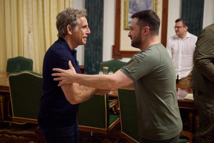 Ben Stiller se reúne con Zelenski en Kiev.