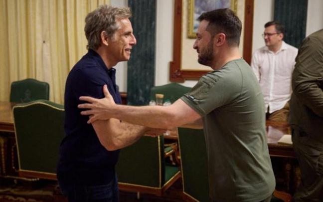 Ben Stiller se reúne con Zelenski en Kiev. Ben Stiller se reúne con Zelenski en Kiev.