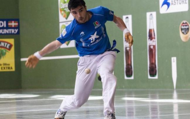 Beñat Urretabizkaia, en un partido.