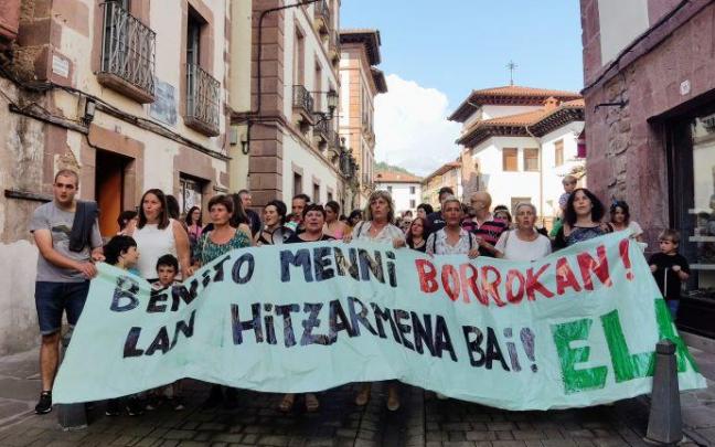 Las trabajadoras del Centro Hospitalario Benito Menni exigien un convenio digno.