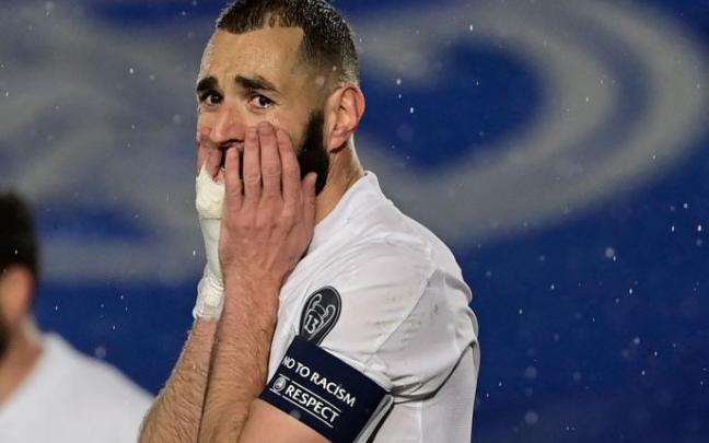 Benzema fue condenado a un año de cárcel exento de cumplimiento. Benzema fue condenado a un año de cárcel exento de cumplimiento.