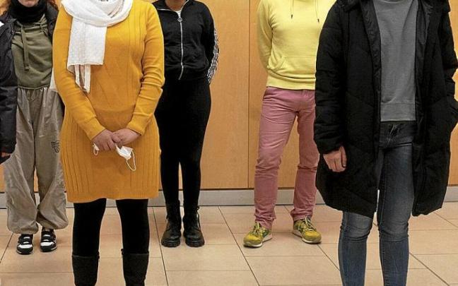 12 nubes taldearen kide batzuen irudia. Argazkia: Alex Larretxi