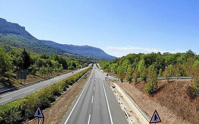 El ecoducto salvará la autovía a la altura de Aritzalko. El ecoducto salvará la autovía a la altura de Aritzalko.