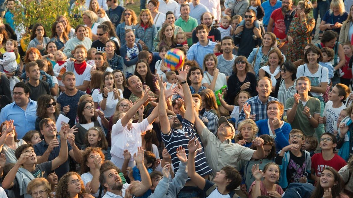 Ambiente festivo en el cohete de Cizur Menor de 2018.