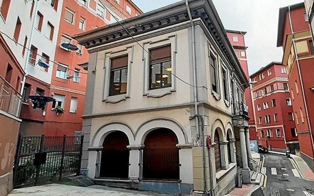 El local est&aacute; ubicado en la calle Mauricio Zabala.